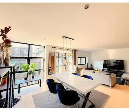 Temple Bar Two Bedroom دبلن